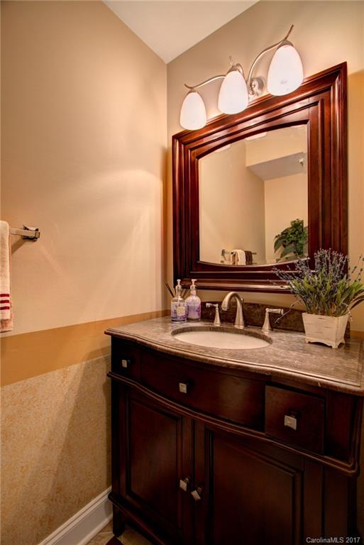 10031 Dunfries Road Matthews, NC 28105 - Photo 9 of 19 Gallery Image 9