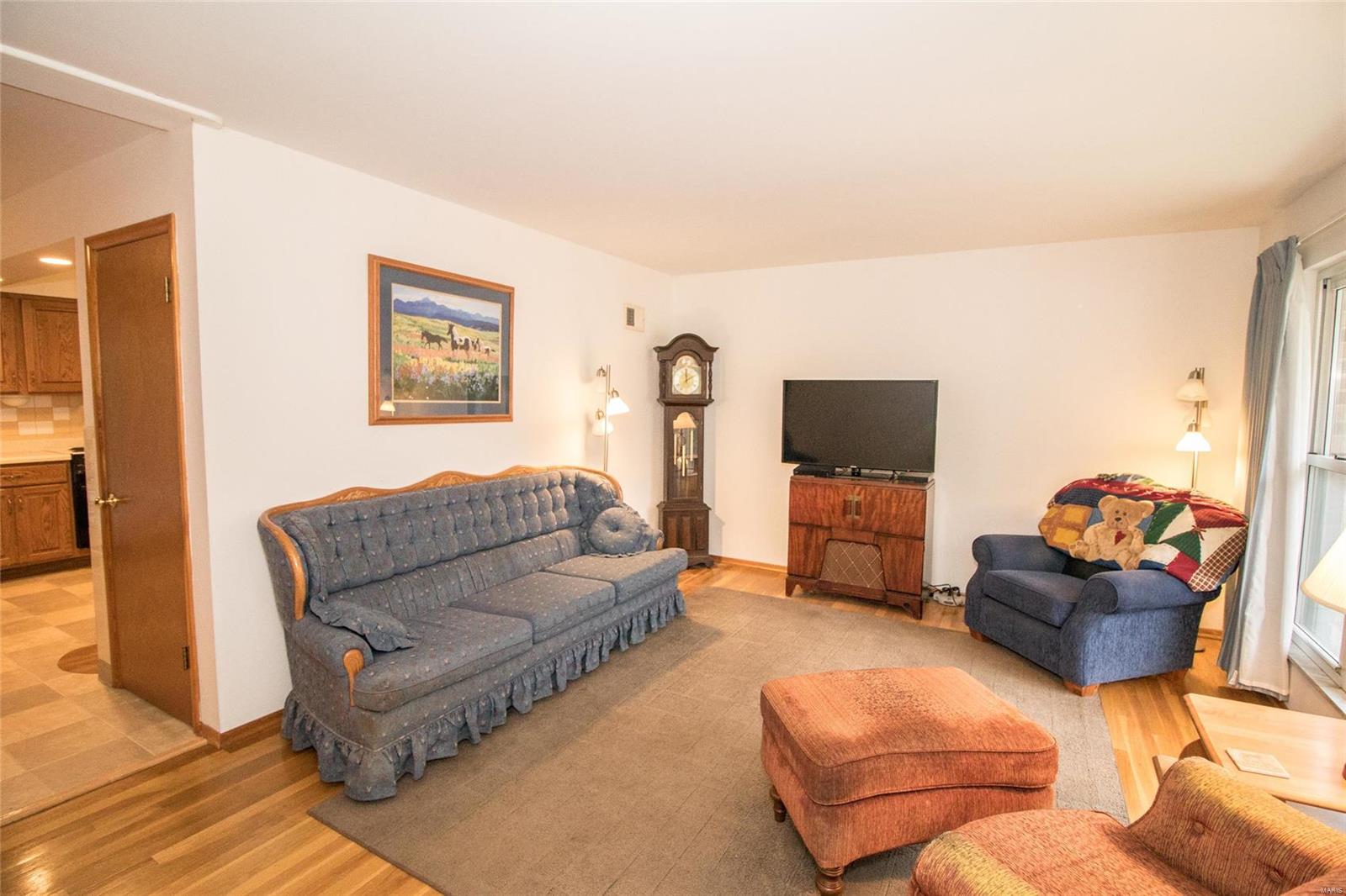 3118 Lin Tel Road St. Louis, MO 63125 - Photo 5 of 36 Gallery Image 5