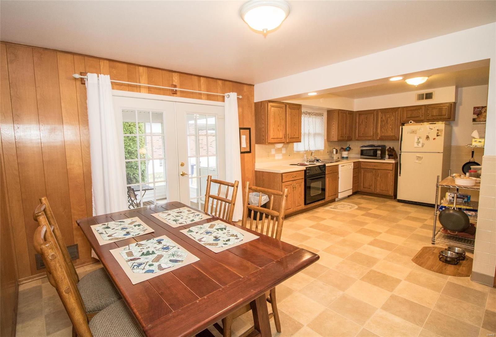 3118 Lin Tel Road St. Louis, MO 63125 - Photo 6 of 36 Gallery Image 6