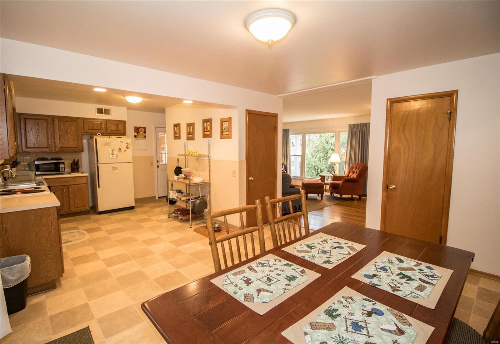 3118 Lin Tel Road St. Louis, MO 63125 - Photo 7 of 36 Gallery Image 7