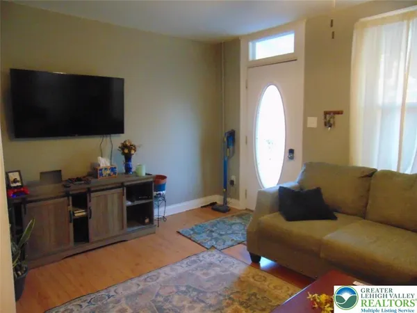 $220,000 | 21 East Smith Street, Topton, PA 19562