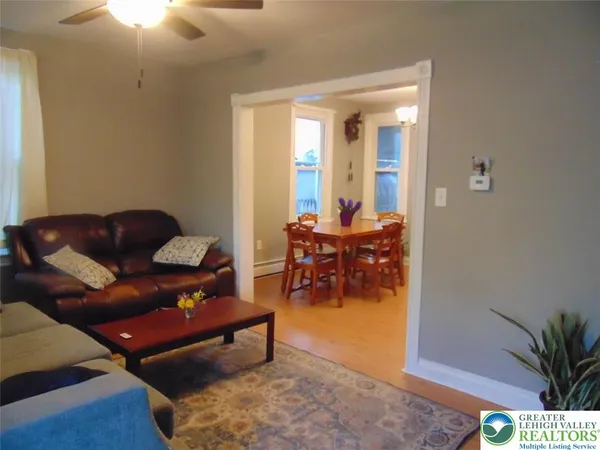 $220,000 | 21 East Smith Street, Topton, PA 19562