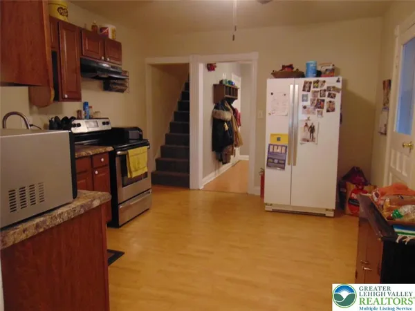 $220,000 | 21 East Smith Street, Topton, PA 19562