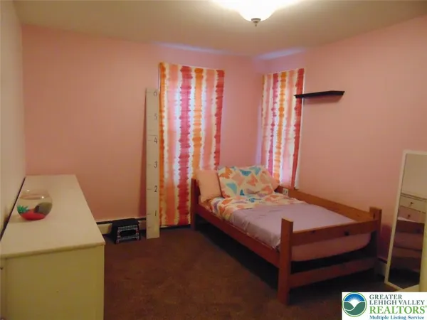 $220,000 | 21 East Smith Street, Topton, PA 19562