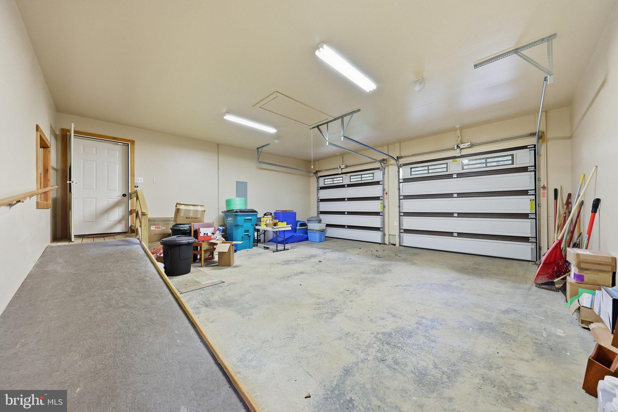 14520 Ridenour Road Smithsburg, MD 21783 - Photo 40 of 61 Garage