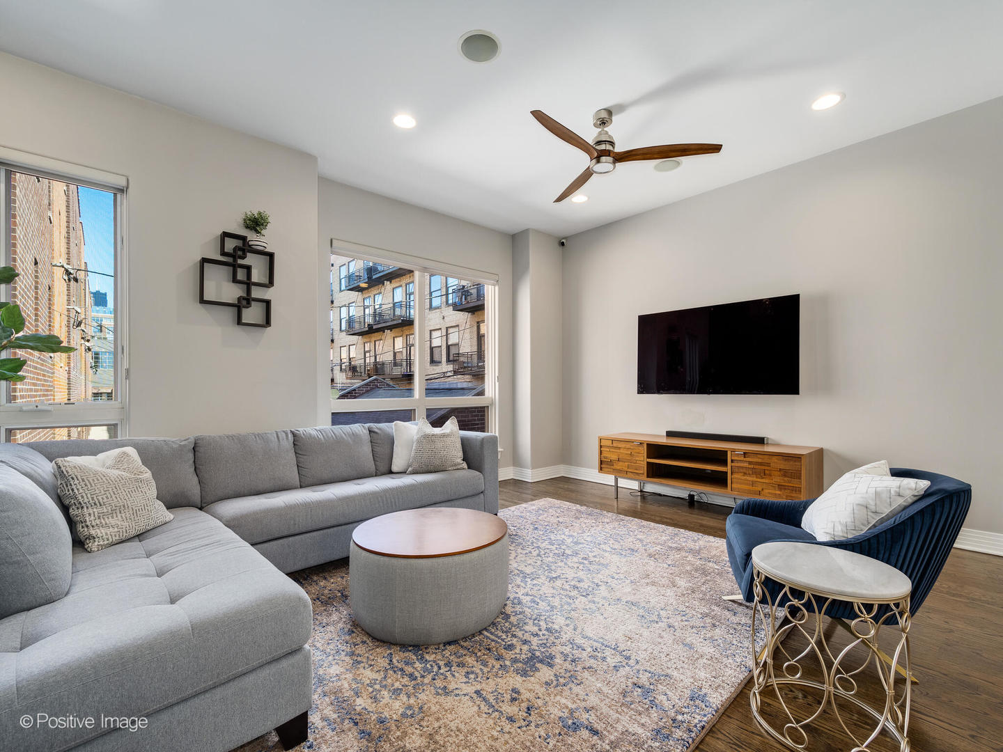 1055 West Monroe Street, Unit B Chicago, IL 60607 - Photo 4 of 26