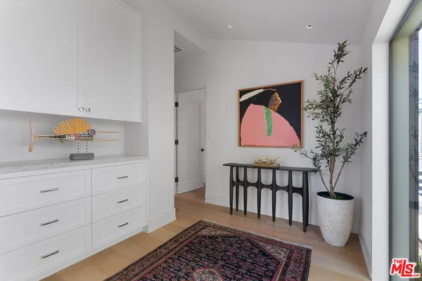 a picture of palm trees