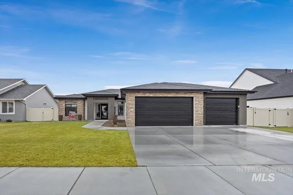 $474,900 | 1011 Gem Avenue, Kimberly, ID 83341