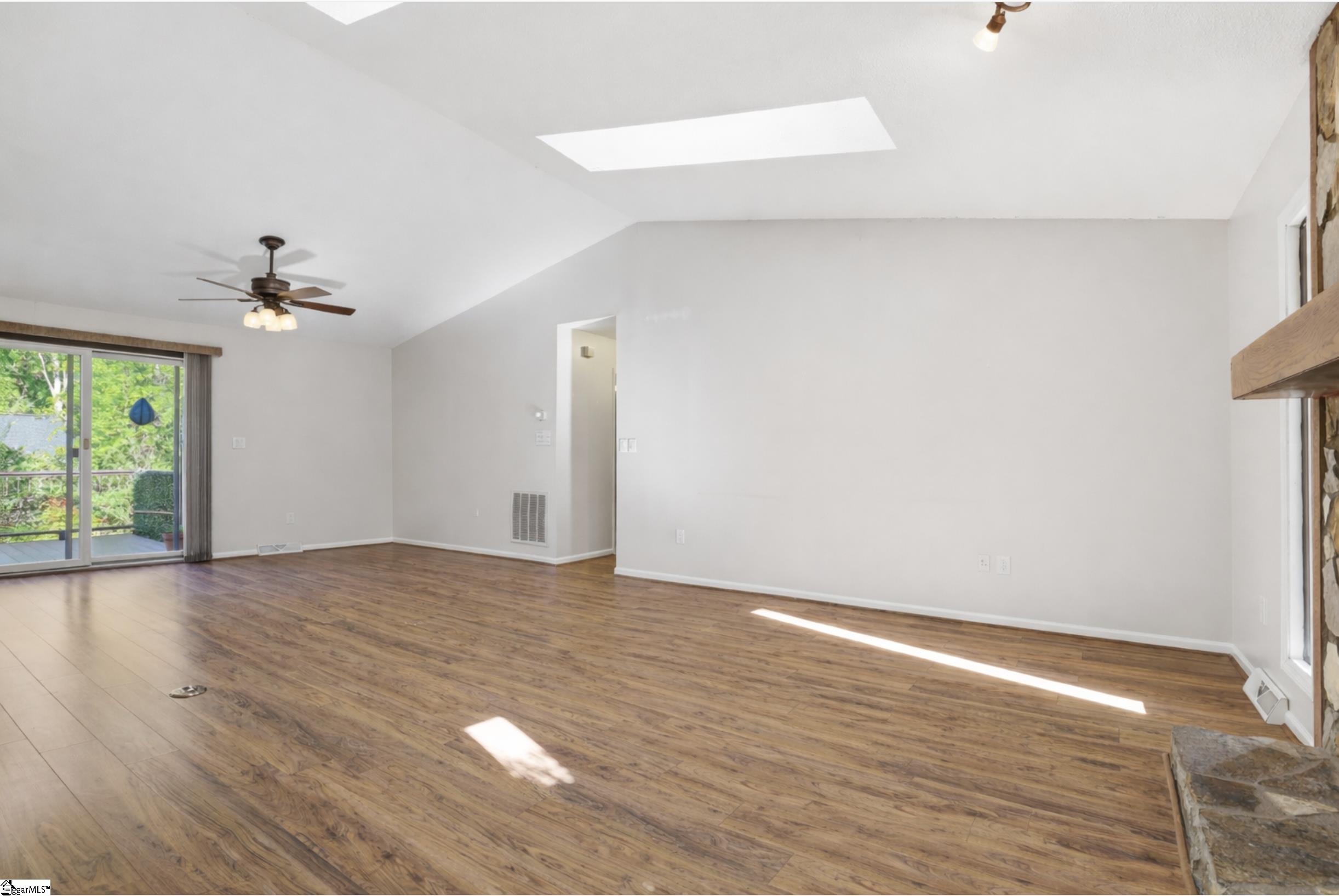 203 Tarleton Way Greer, SC 29650 - Photo 6 of 36