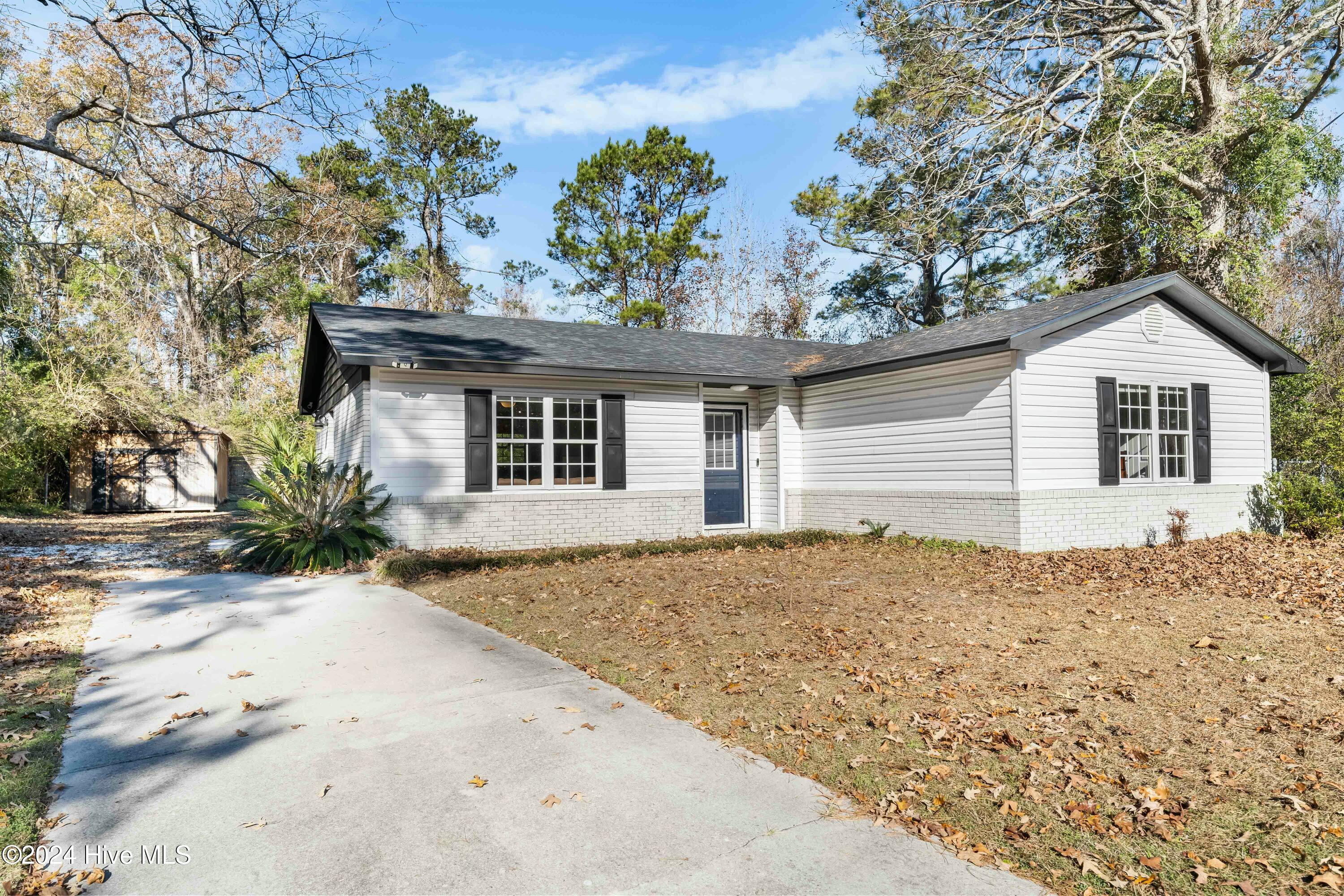 511 Millhouse Road Castle Hayne, NC 28429 - Photo 1 of 28 tempImage1xcCTQ