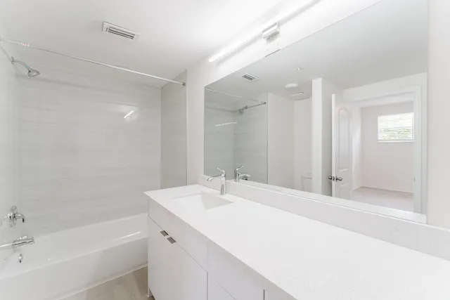 $3,995 | 20889 St Andrews Boulevard, Boca Raton, FL 33433