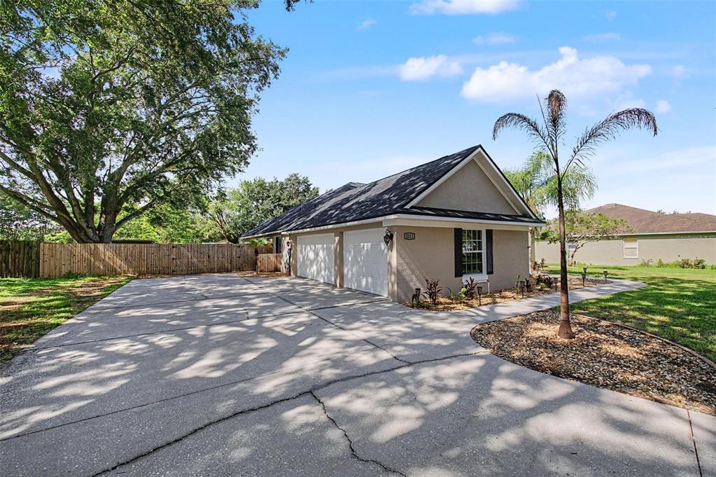 2311 Peterson Road Lakeland, FL 33812 - Photo 4 of 53