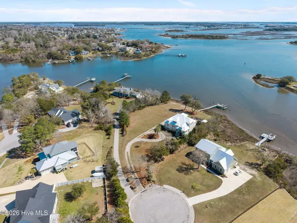 $499,900 | 114 Elizabeth's Way, Swansboro, NC 28584