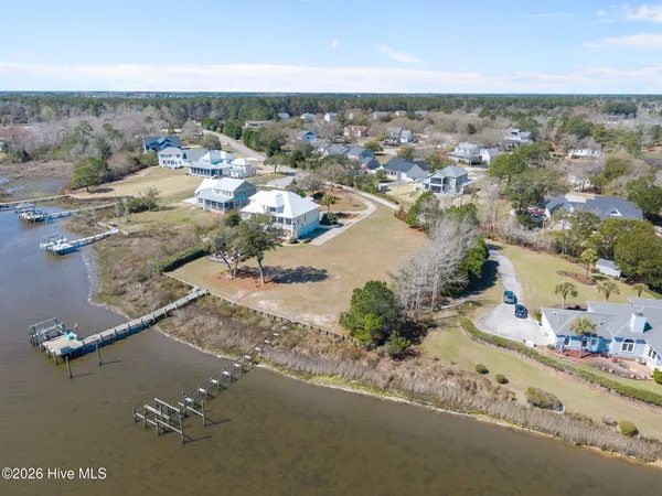 $499,900 | 114 Elizabeth's Way, Swansboro, NC 28584