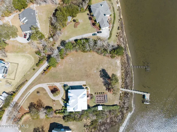 $499,900 | 114 Elizabeth's Way, Swansboro, NC 28584
