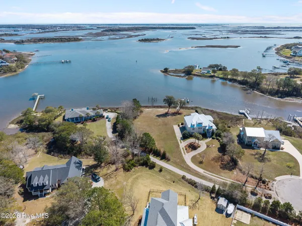 $499,900 | 114 Elizabeth's Way, Swansboro, NC 28584
