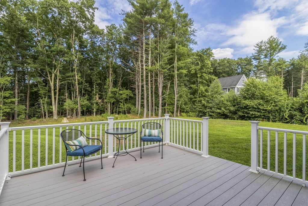 1085 Burroughs Road Boxborough, MA 01719 - Photo 31 of 40
