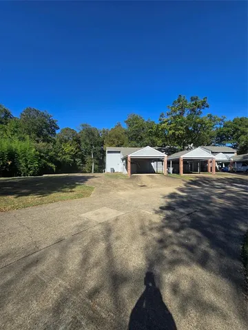 a balcony with an outdoor space