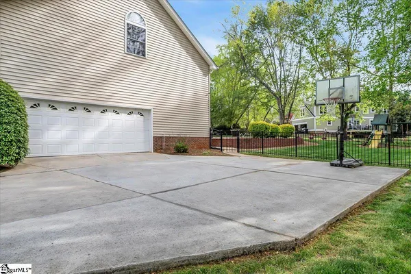 $629,000 | 1300 Plantation Drive, Simpsonville, SC 29681