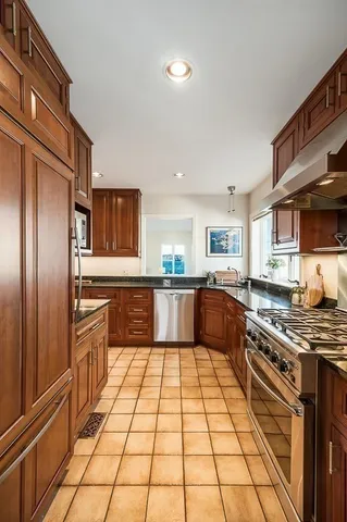 $1,199,000 | 7 Rackliffe Street, Unit H1, Gloucester, MA 01930