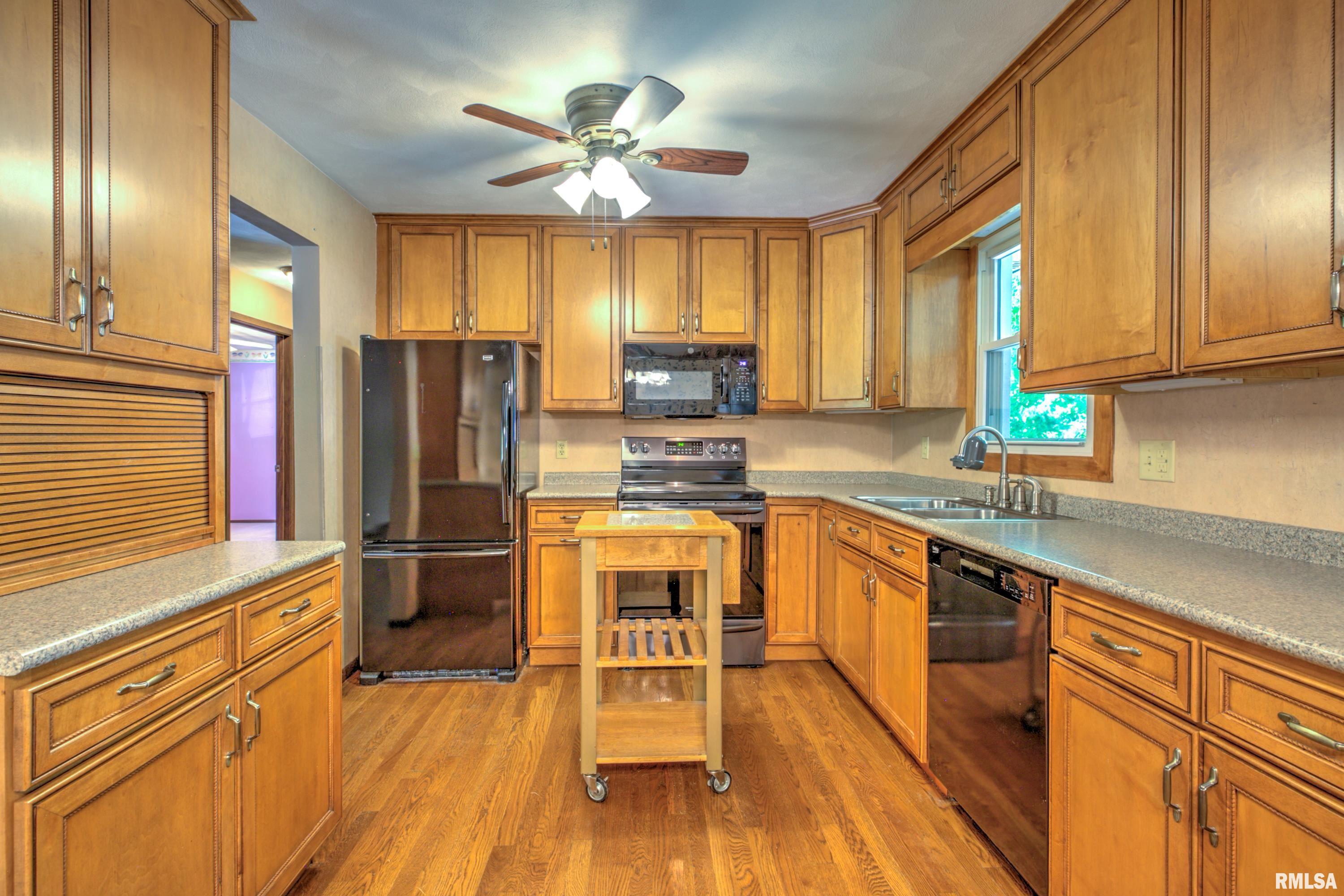 210 Dutch Lane Metamora, IL 61548 - Photo 20 of 55