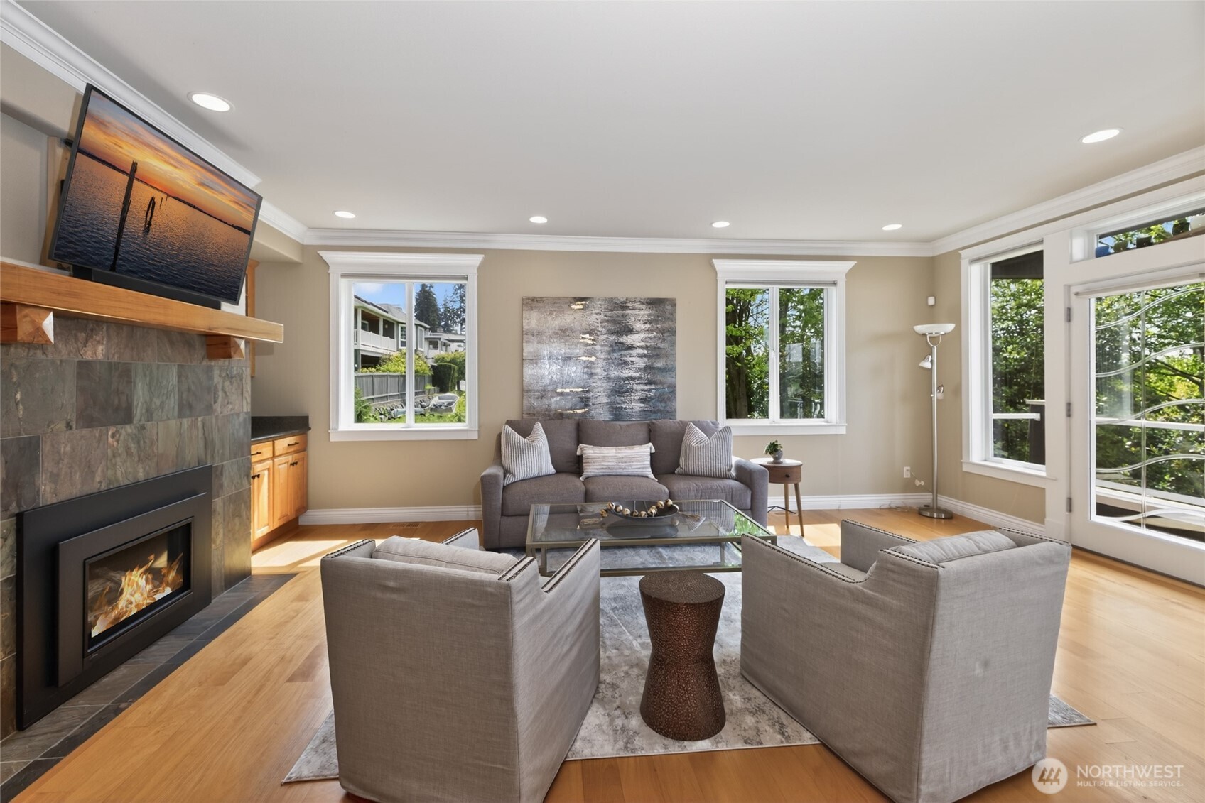 816 Walnut Street Edmonds, WA 98020 - Photo 4 of 40