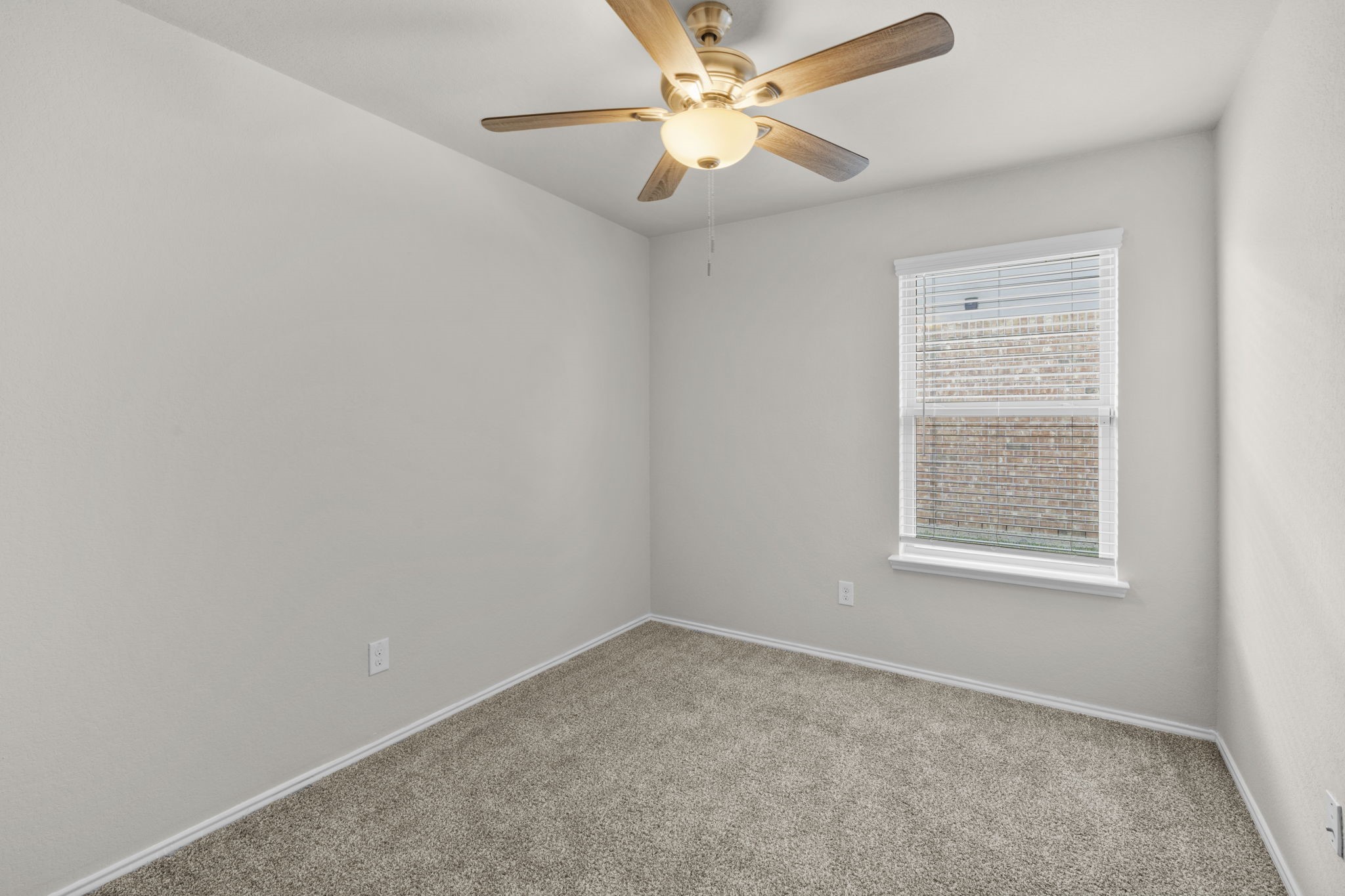 8303 Amaryllis Court Rosharon, TX 77583 - Photo 11 of 16