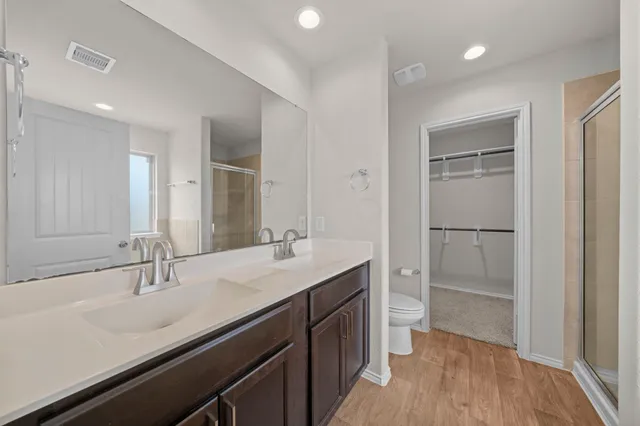 $2,000 | 8303 Amaryllis Court, Rosharon, TX 77583