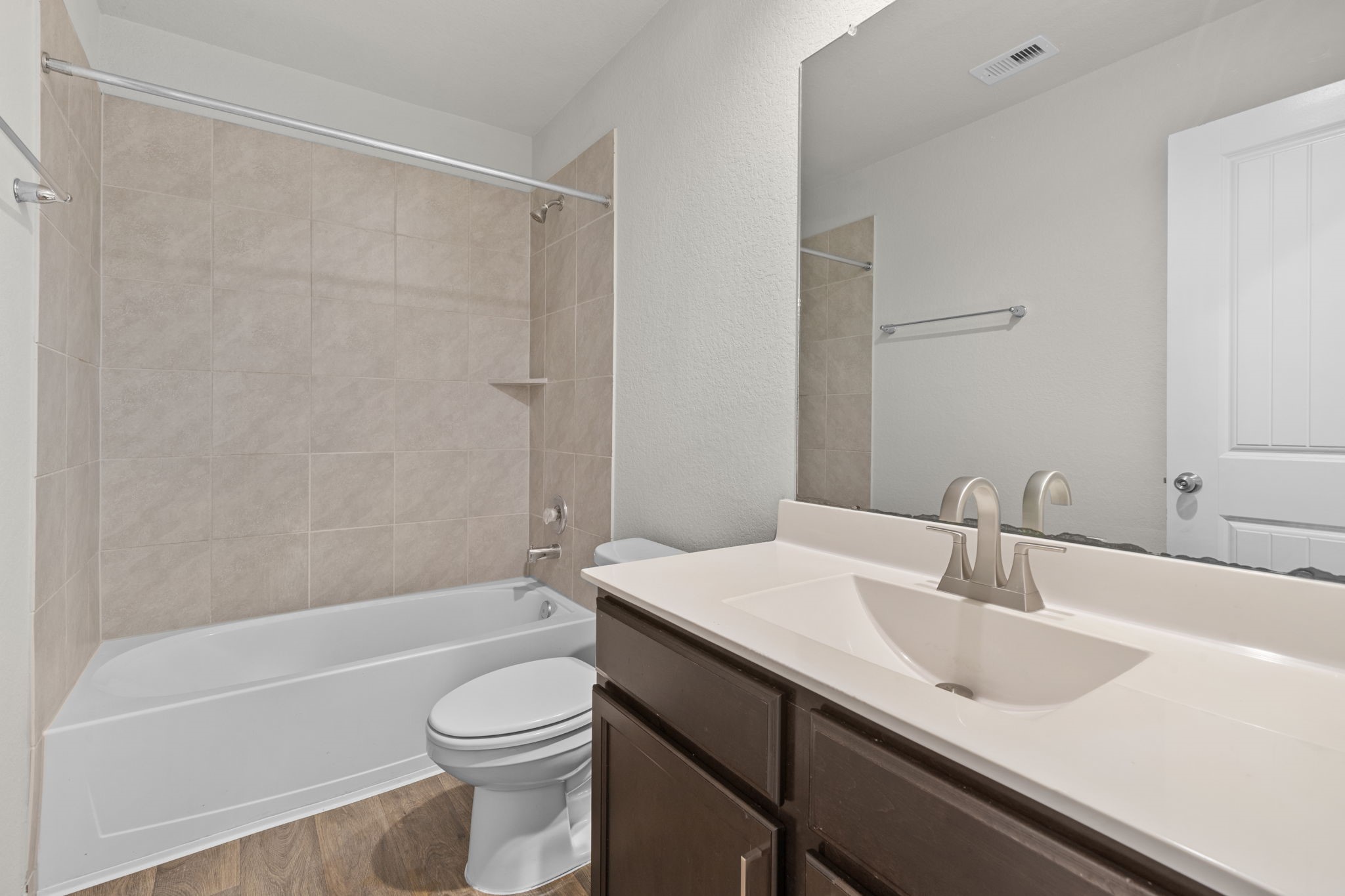 8303 Amaryllis Court Rosharon, TX 77583 - Photo 9 of 16