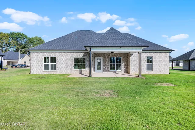 $405,900 | 15 Engel Cove, Jackson, TN 38305