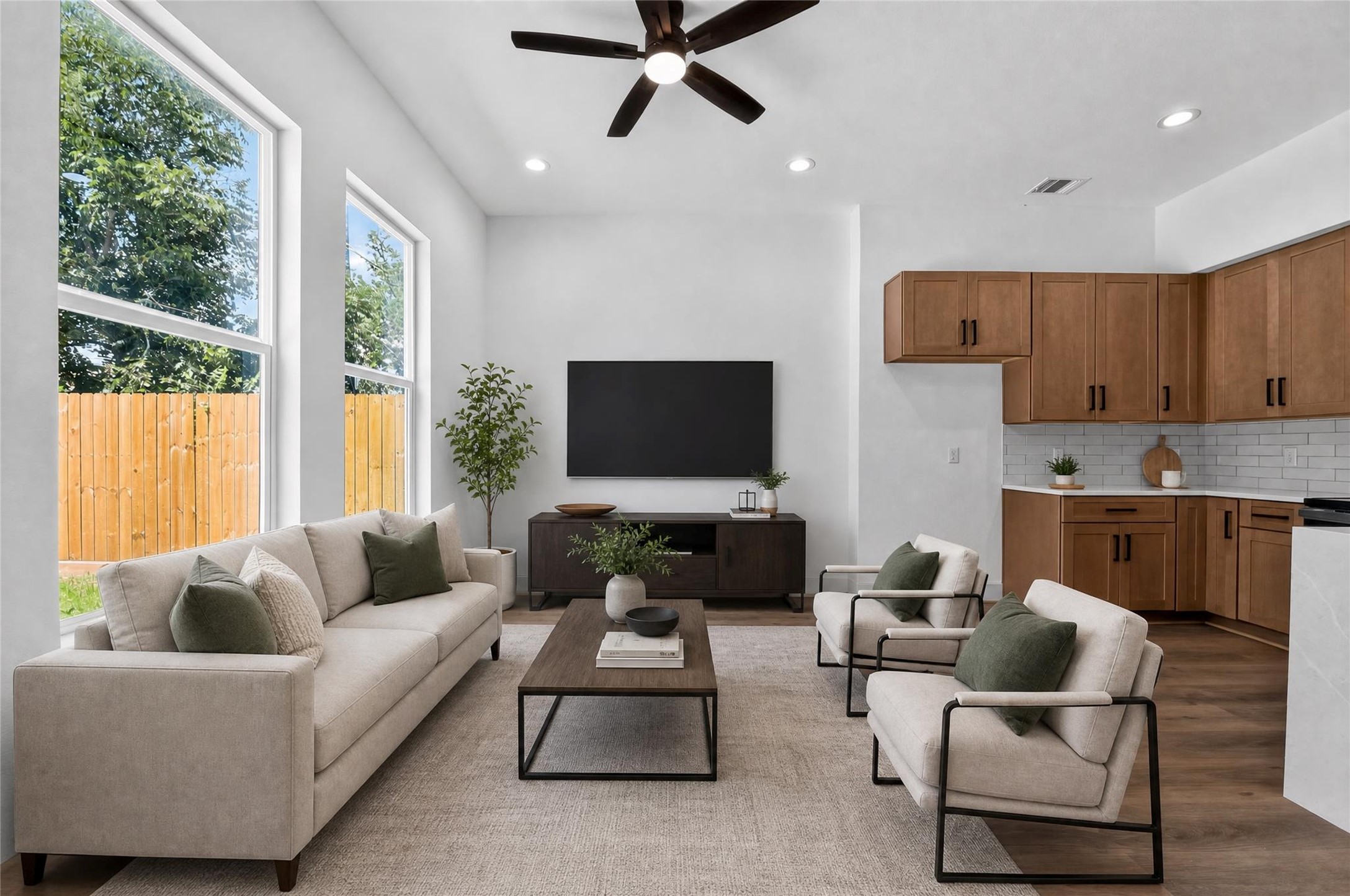 6815 Stearns Street Houston, TX 77021 - Photo 2 of 35 Step into a spectacular first-floor living space—bright, open, and designed to impress.