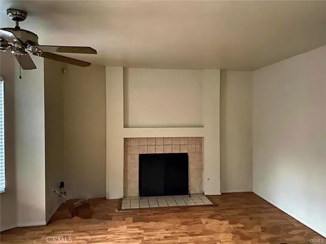 a view of a livingroom with a fireplace