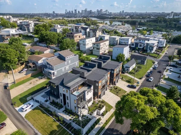 $3,000,000 | 518 Weakley Avenue, Nashville, TN 37207