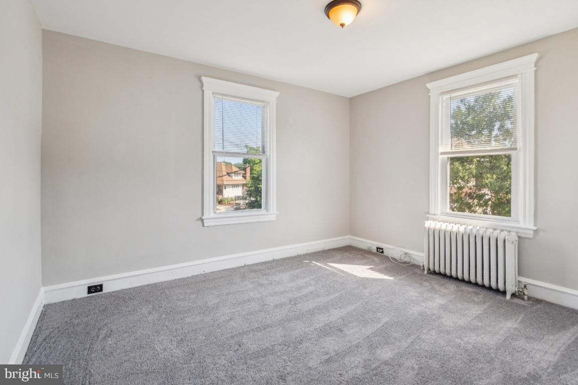 608 Clements Bridge Road Barrington, NJ 08007 - Photo 13 of 25