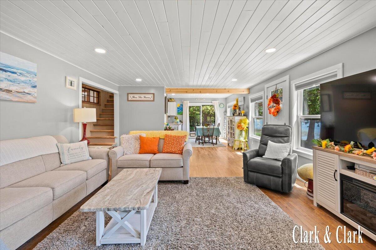 35965 South Humms Road Drummond Island, MI 49726 - Photo 21 of 73 074-INTERIOR 06A