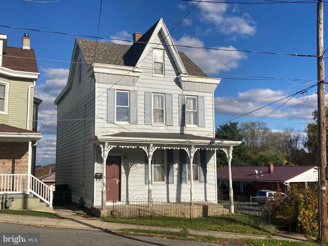 $139,900 | 700 North 13th Street, Pottsville, PA 17901