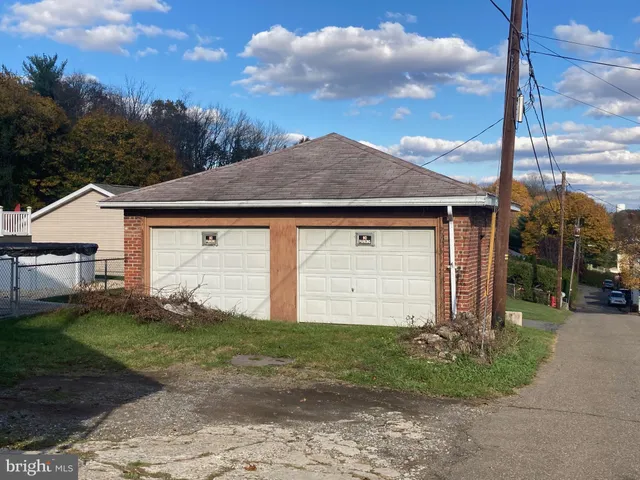 $139,900 | 700 North 13th Street, Pottsville, PA 17901