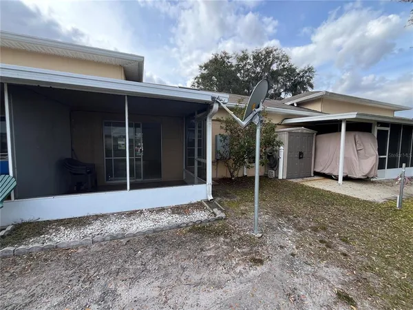 $1,100 | 1707 Club Circle, Unit 1707, Lakeshore, FL 33854