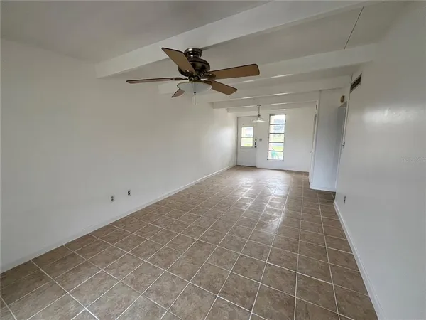$1,100 | 1707 Club Circle, Unit 1707, Lakeshore, FL 33854