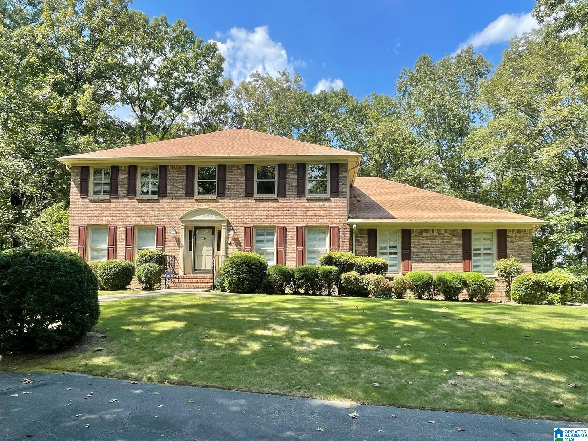 220 Thompson Road Alabaster, AL 35007 - Photo 5 of 31
