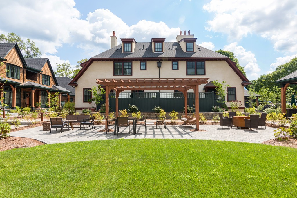 18 Abbey Road, Unit 18 Sherborn, MA 01770 - Photo 6 of 7 Gallery Image 6