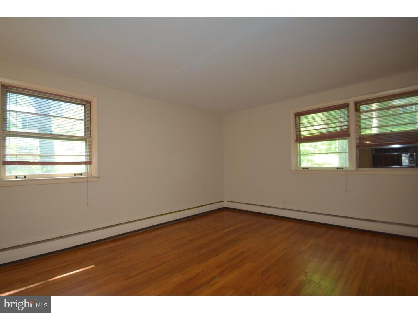 565 Forest Road Wayne, PA 19087 - Photo 11 of 25
