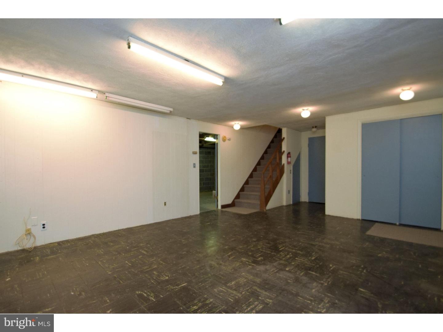 565 Forest Road Wayne, PA 19087 - Photo 18 of 25