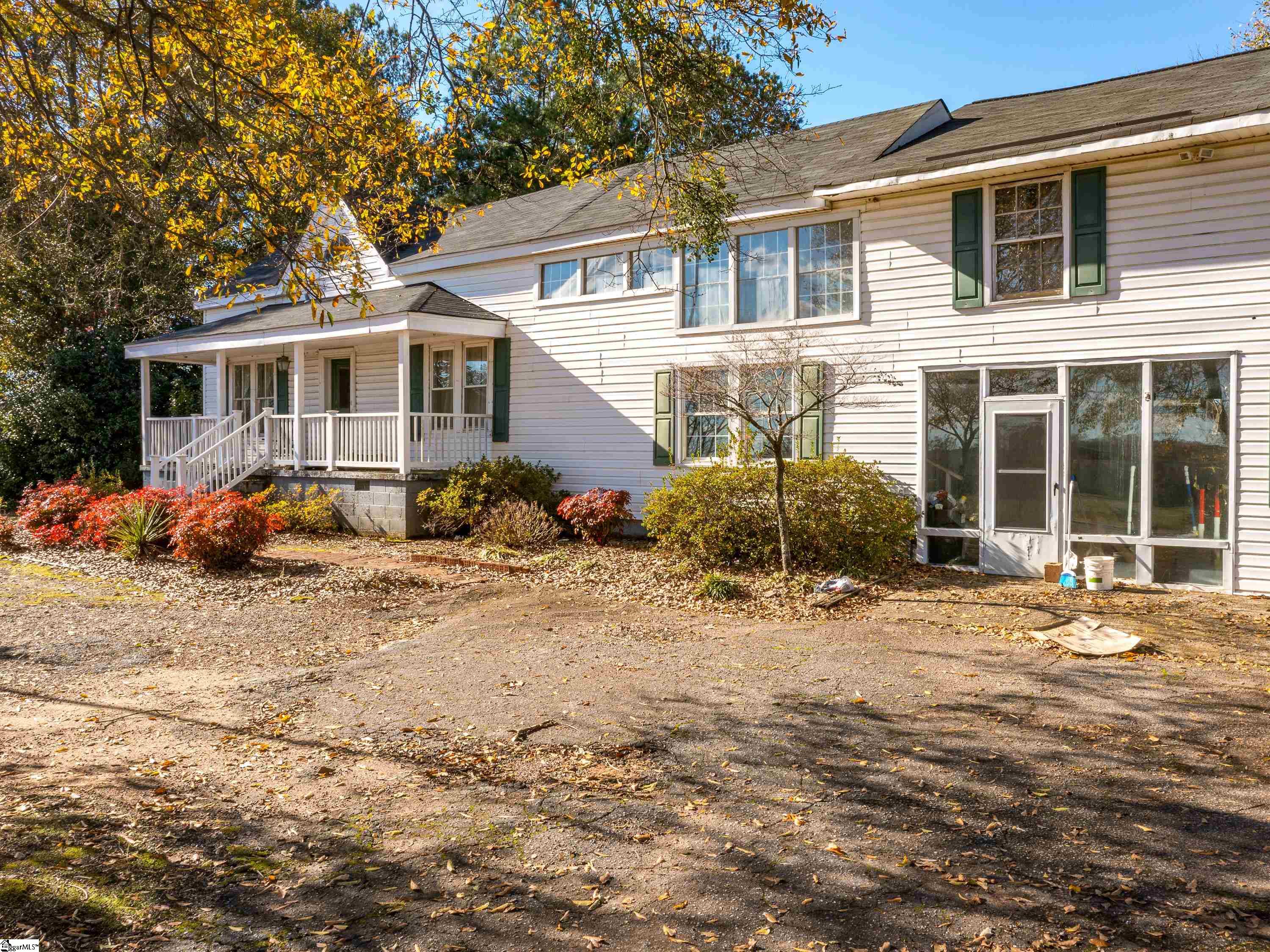 1213 Abner Creek Road Greer, SC 29651 - Photo 5 of 29 Gallery Image 5