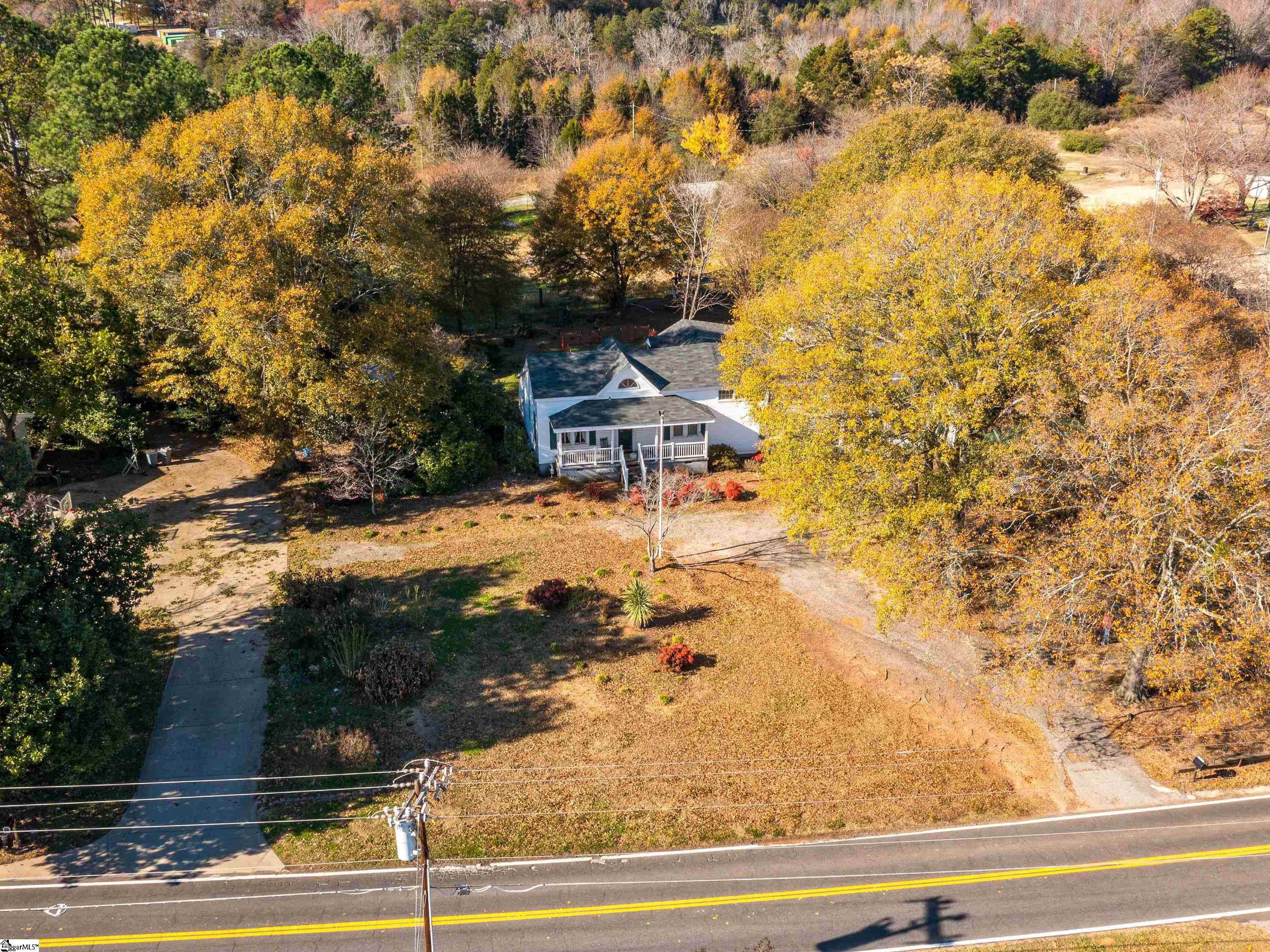 1213 Abner Creek Road Greer, SC 29651 - Photo 10 of 29 Gallery Image 10
