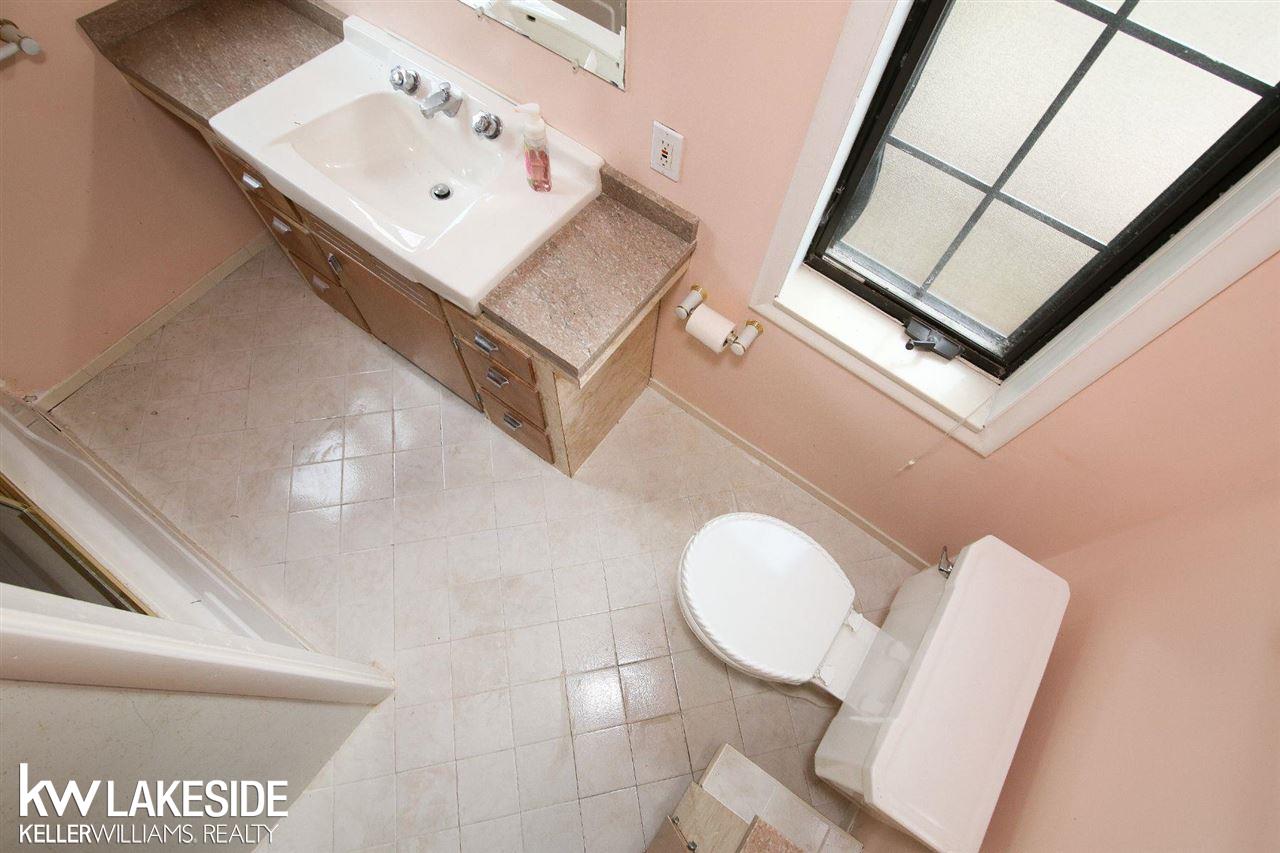 963 Roslyn Road Grosse Pointe Woods, MI 48236 - Photo 26 of 30