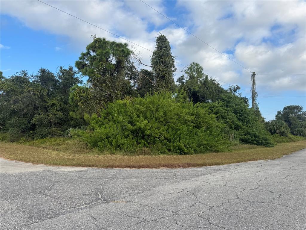 0 Peale Circle North Port, FL 34288 - Photo 4 of 5 a view of outdoor space and yard