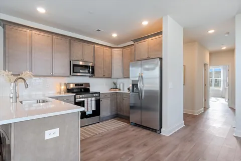 $339,900 | 482 Portsdale Drive, Unit 14, Brentwood, TN 37027