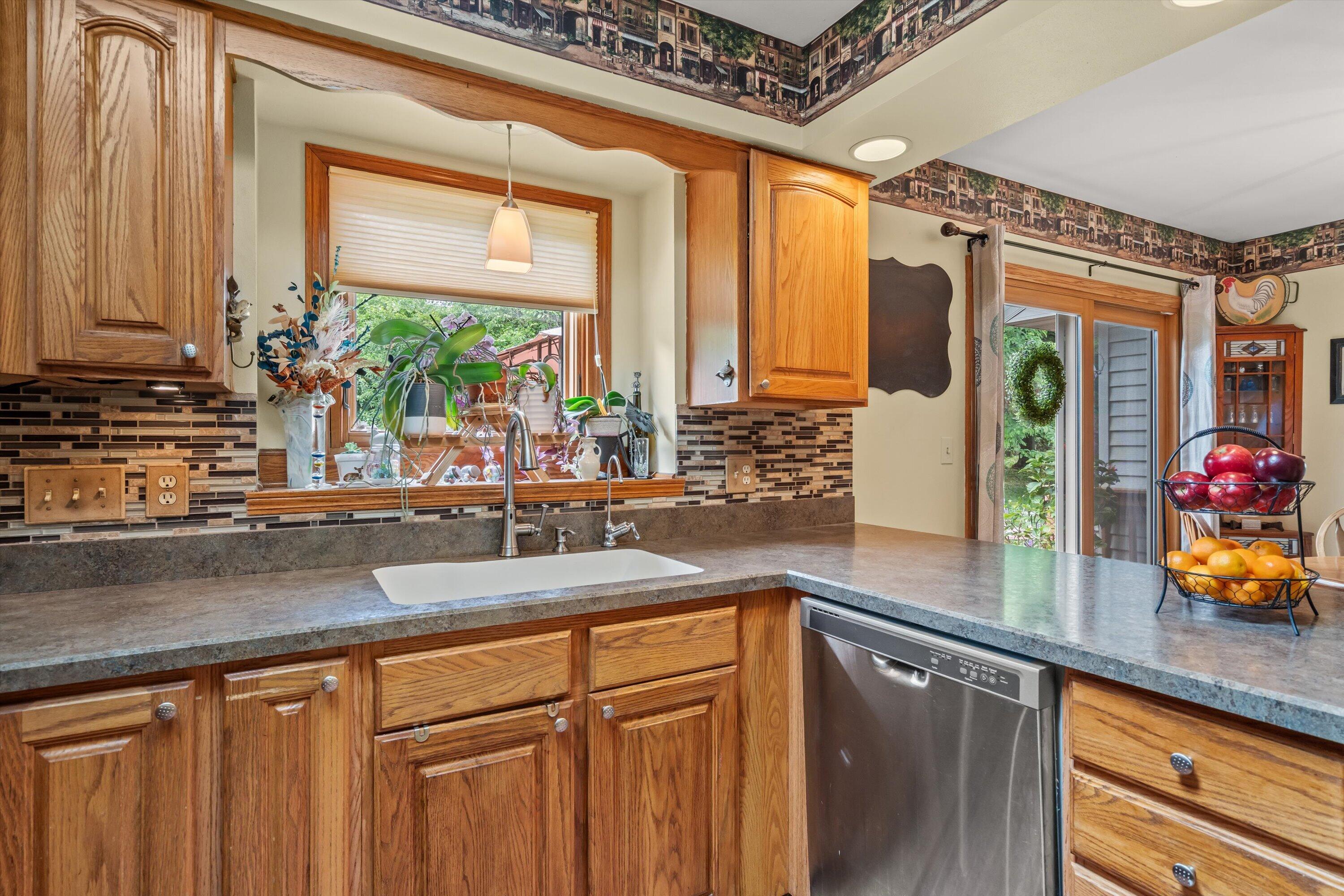 3250 Wood Road Mount Pleasant, WI 53406 - Photo 37 of 61 Kitchen