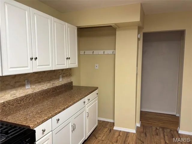 $175,000 | 208 Hillwood Drive, Belleville, IL 62223